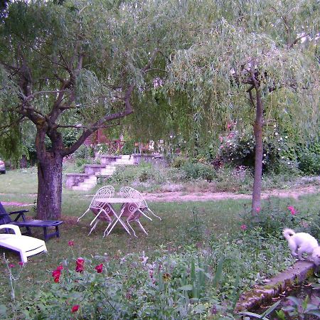 Le Genevray Bed & Breakfast La Mure  Exterior foto